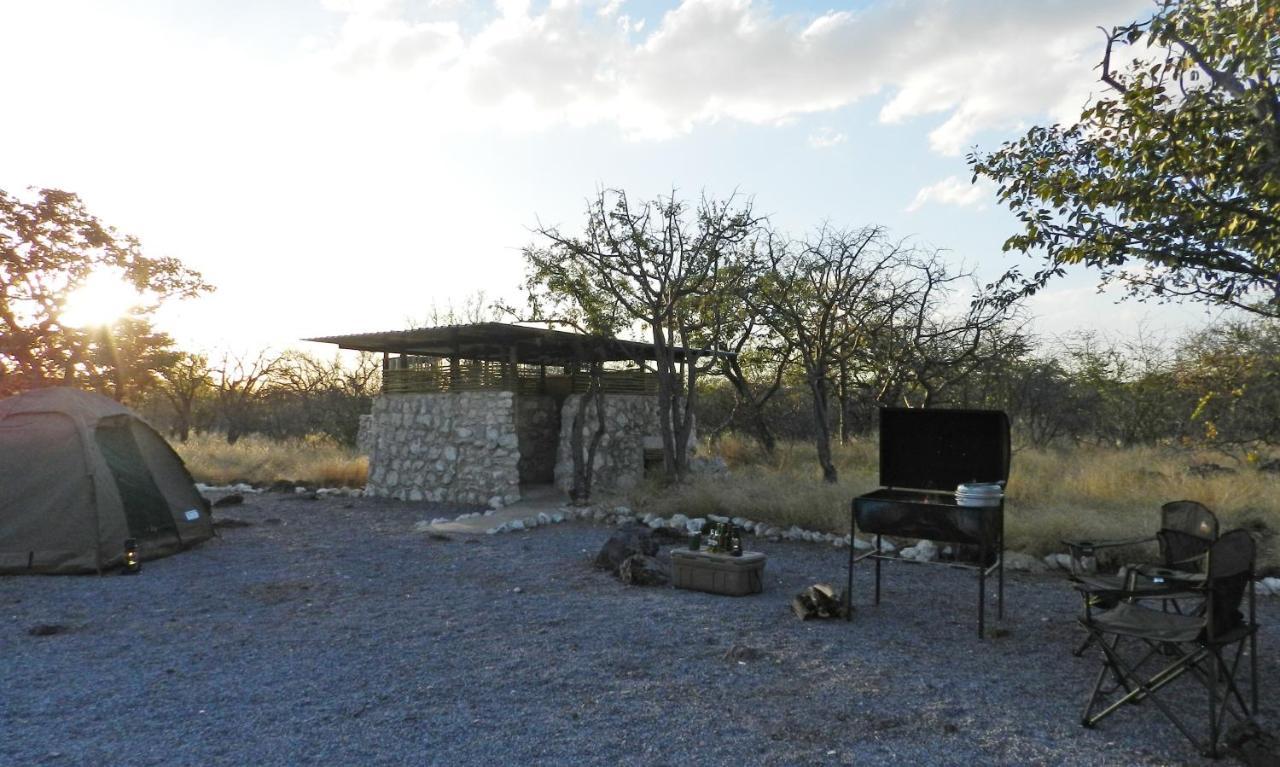 Etosha Village Campsite Okaukuejo Exteriér fotografie