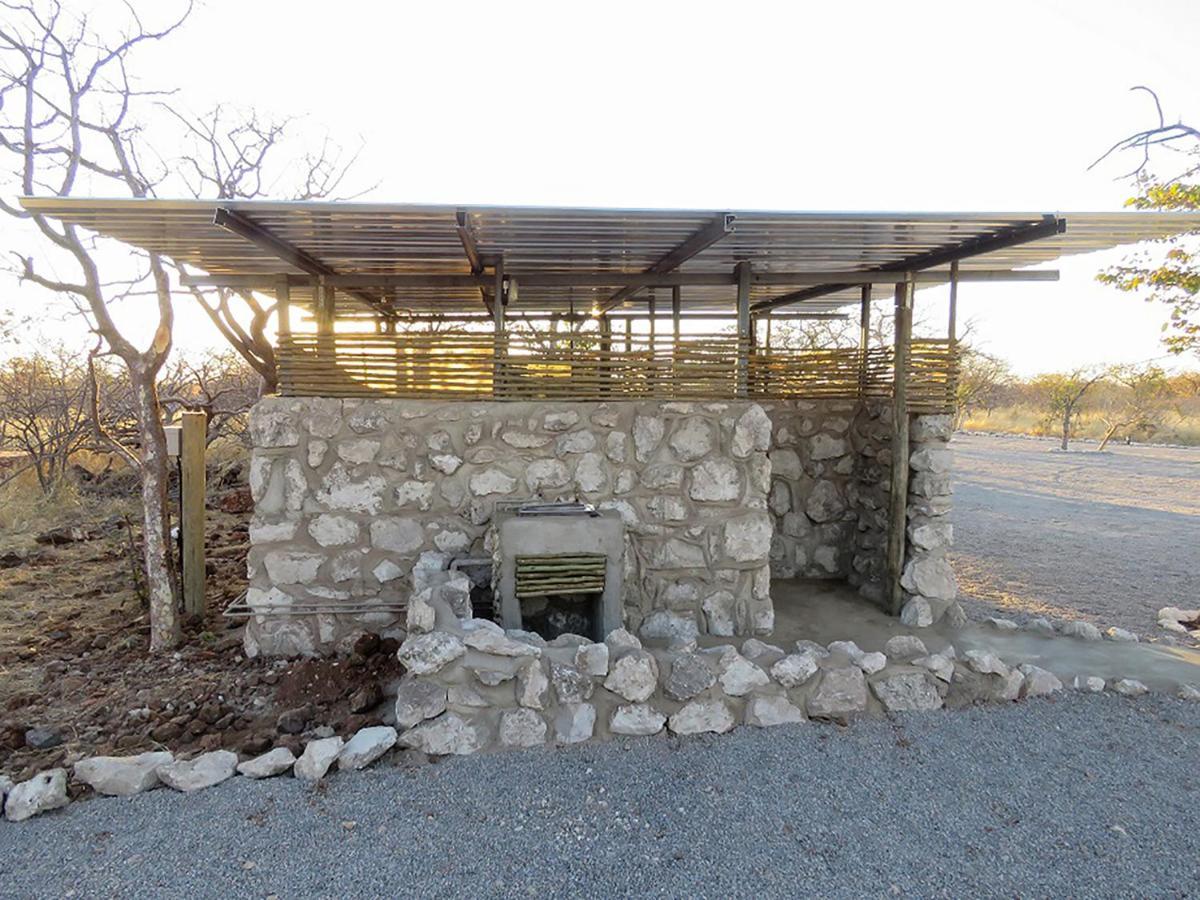 Etosha Village Campsite Okaukuejo Exteriér fotografie