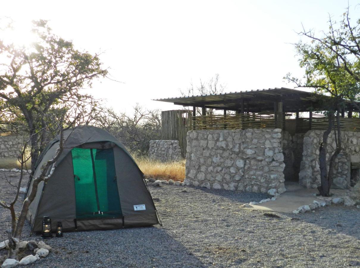 Etosha Village Campsite Okaukuejo Exteriér fotografie