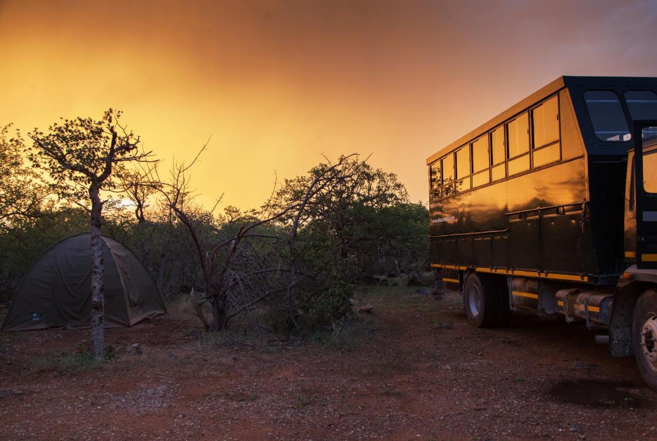 Etosha Village Campsite Okaukuejo Exteriér fotografie